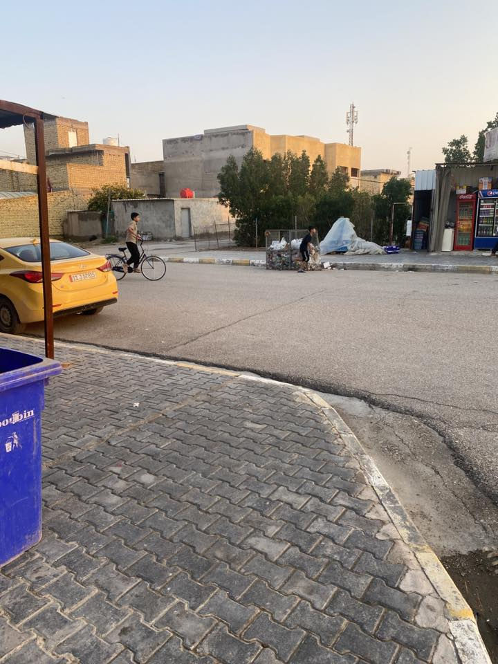 السلام عليكم يوجد بيت للبيع مساحه ٢٠٠متر بالخاجيه قريب شارع ٤٠ يبعد عن شارع ٤٠ ١٥٠ متر وقريب السوك الجديد الي بالخاجيه سوك العصري طابقين ركن مطروح على شوارع ٢ على ٢٠ وجه على ظهر مدرسه وبحلك شارع ٨ بي خمس غرف نوم بناء جديد ونضيف موقع جداً مميز شراي وفلوس جاهزه تكعد ويه راعيه مباشر سعر خاص


**إذا كنت صاحب هذا الإعلان وتريد حذفه لأي سبب، رجاءا أرسل رسالة إلى الدعم الفني**