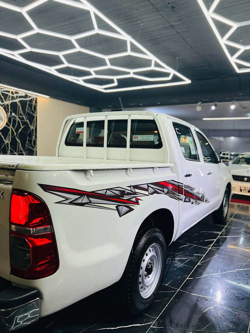 مەرزیە ٢٠١٣ 
پارچە ڕەش لەسەر ساخی 
گیر و مەکینە و توندوتۆڵی بەشەرت 
قەپاخیش نەکراوەتەوە 
١٧٠ هەزار هەقیقی ڕۆشتوە 
چوار تایە و ویلی نوێ 
رەقەم و سەنەوی تازە تاکو ٢٠٢٨ 

0751 867 3036 
Viber & wastup رانية, السليمانية
