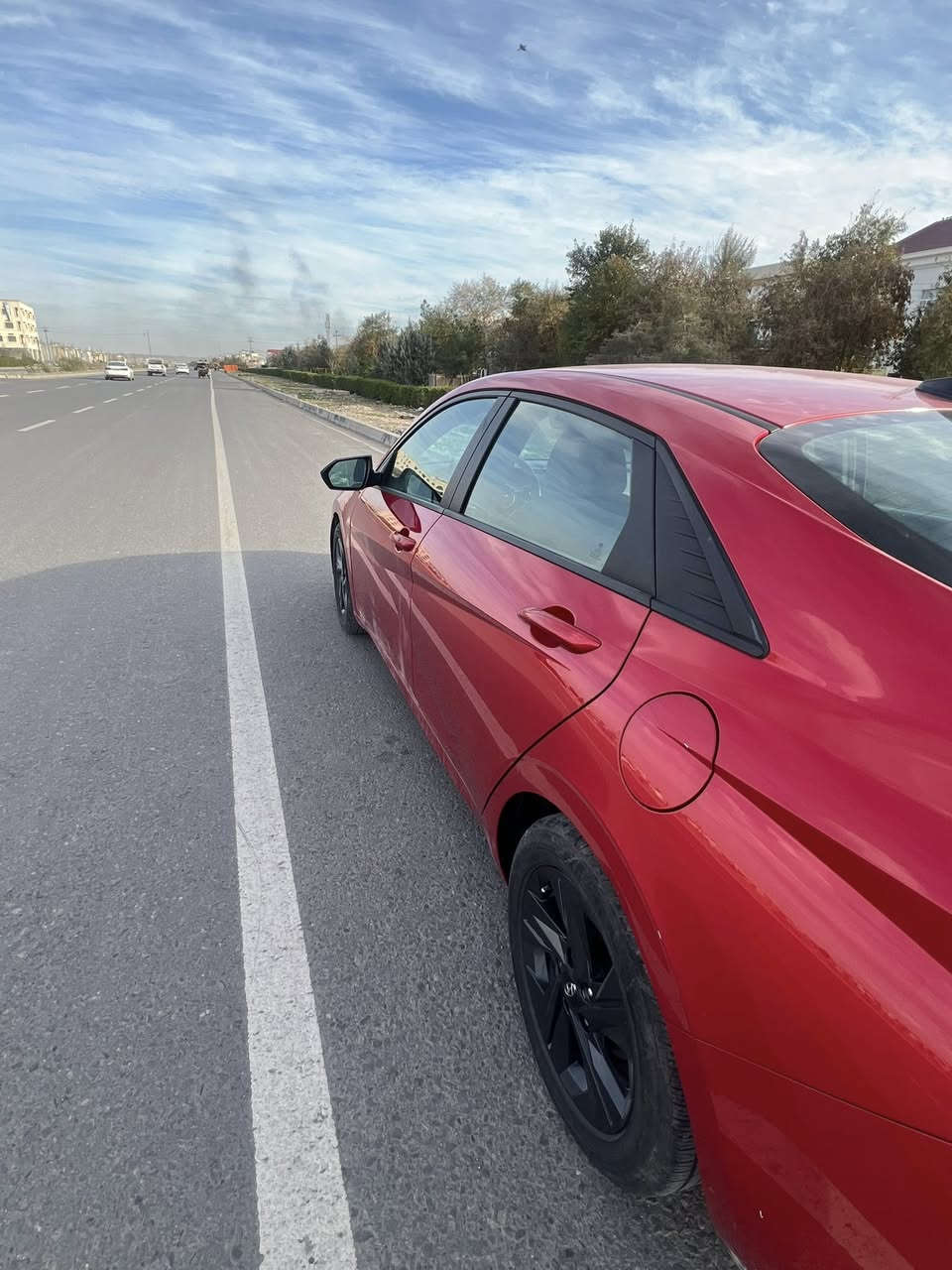 Elantra 2021
مواصفات Sel
الضرر: جاملغ صبغ + حافة البوند صبغ 
رقم الشاصي : 5NPLM4AG3MH037055
السعر: 14,800$
للتواصل: ***********
