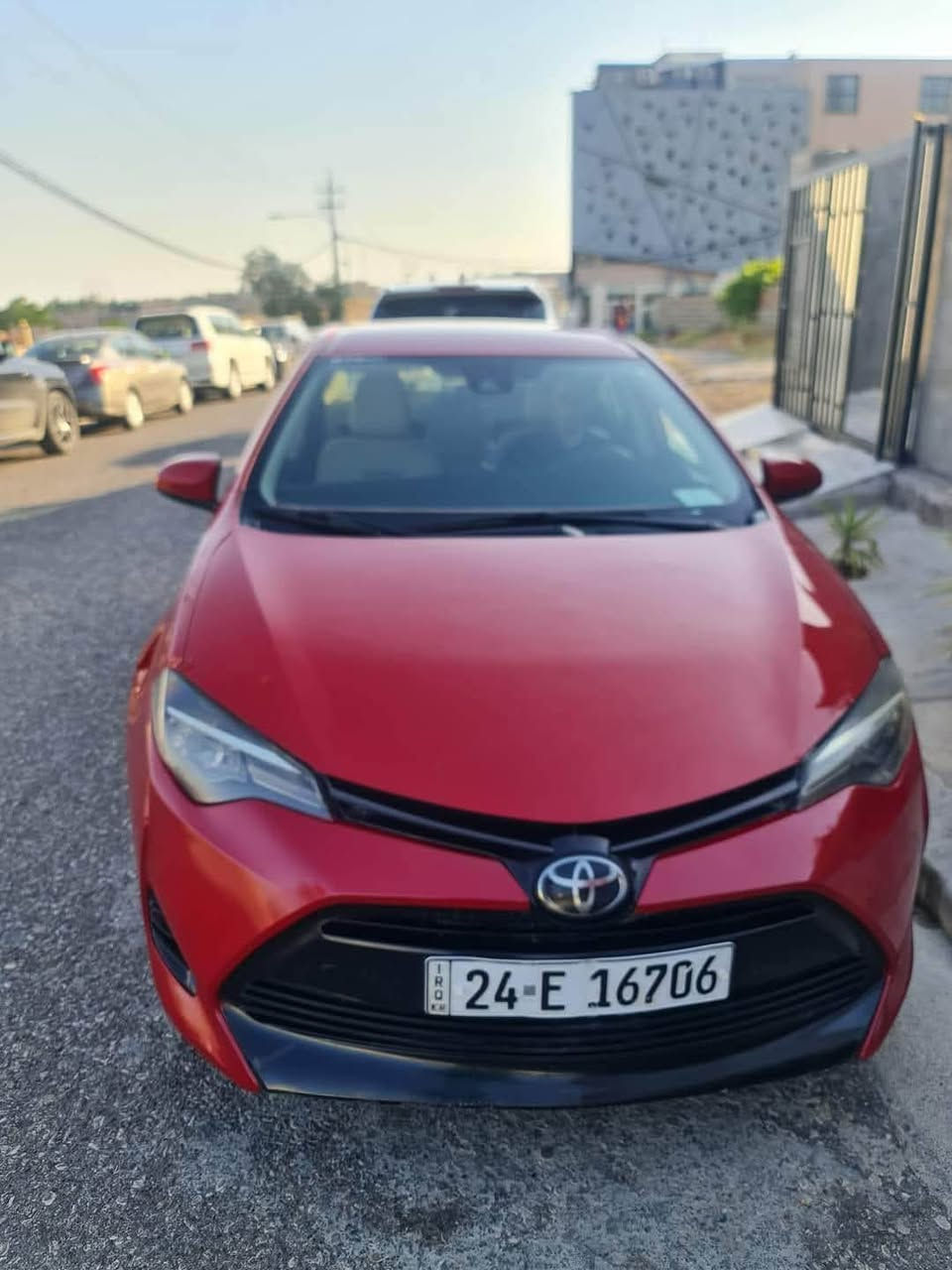 كرولة 2019 LE
سعر 135 مجال بسيط
بدون صبخ 
تعديل بارد بسيط ب ثلاث اماكن علي البونيد
رادار
حساس خلفي
كاميرة خلفي
شاشة كبيرة
تحديد مسار
تحديد سرعة
نظام ECo
ستوب اوتو
مانع انزلاق
كشن جلد
دبل سويج
حجر كزوز شرط  
ایرباک بس سکان طاك و راجع سیستم شرکە 
سیارە ب اسمی 
تحویل وکالە
***********
*********** دهوك, العراق
