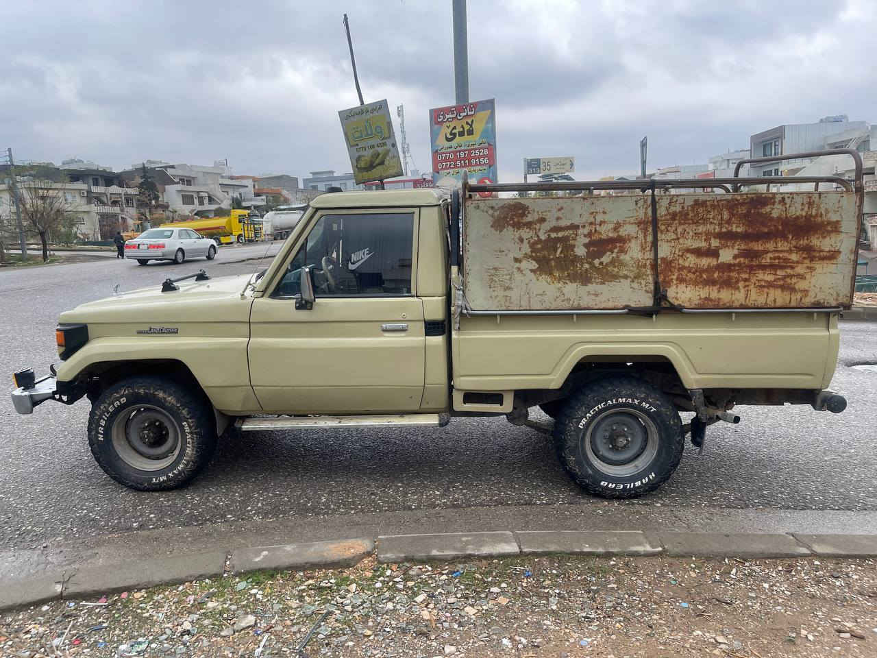 سلام وەعلیکم
مێکزەمینی 1989 شتێکی دانسقەو جوا و بێ عیب بەشەرتی دەبڵ ئەکسل4×4

تا بڵێت خاوێنە 12گەڵا دارەوە لە گێرو مکینەتەشفیدی عامی بۆ کراوە  سەیارەکە علوجە بەشەرتی ماڵی مەدەنی حوکمی نەبێت زۆر بێ عیبە شەنسی نەتەقیوە ڕزیوی نیە تامی شەریکە ئەدات۳ئیفە

لە سلێمانیم

علوجە سەیارەکە 

***********وەتس ئەپ
