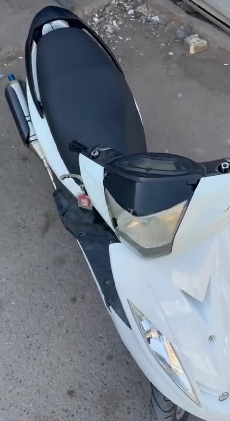 سلام عليك دراجه جيتي ارر كلش نضيفه وبلاديه المكينه كلها شغاله كهربائيات شايرر دبلات دراجه نضيفه بيها نوقص بصيطه سعرها 900وبيها مجالل مكاني بغداد الحريه شارع 30رقم تليفون ***********متواجد بي واتساب
