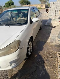 متاح للبيع ٢٠١٣نضيفه بدون ظربه او تبديل٥٥كلشي بيها شغال ابفضل الله٠٧٨١...