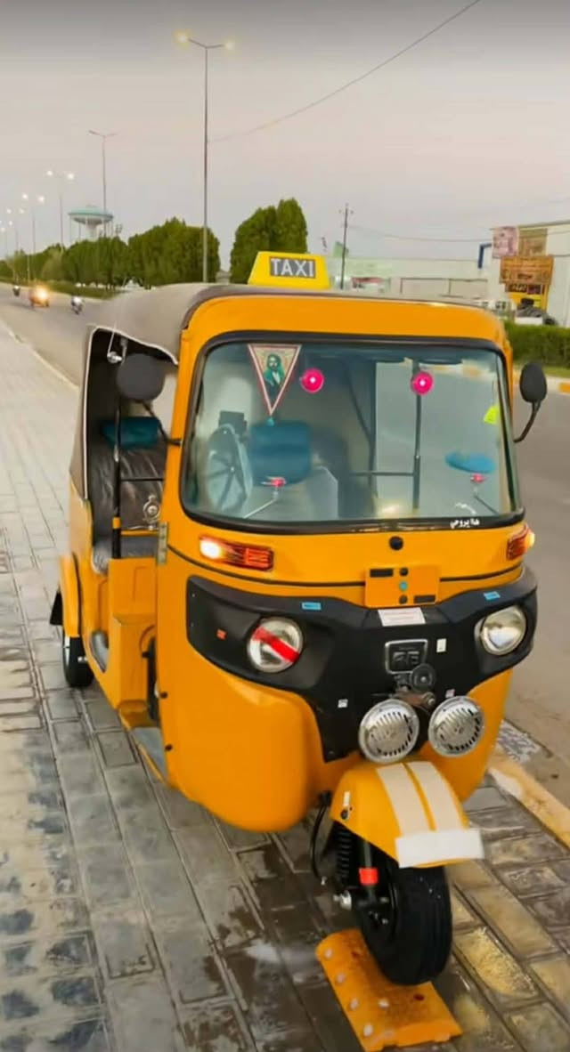 سلام عليكم شباب تكتك 20رقم وسنويه للبيع تكتك جاهزه مكفوله من محرك كشره بس دوسه معمره ربع ما ذب عليه تخم تاير مسجل هورنات سعر 6100وبيهه مجال ي ستفسار ***********
