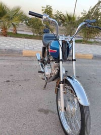 دراجة انتنس للبيع الدراجة خير من الله تجي وتشوف بعينك+للملاحضة تنباع ب...