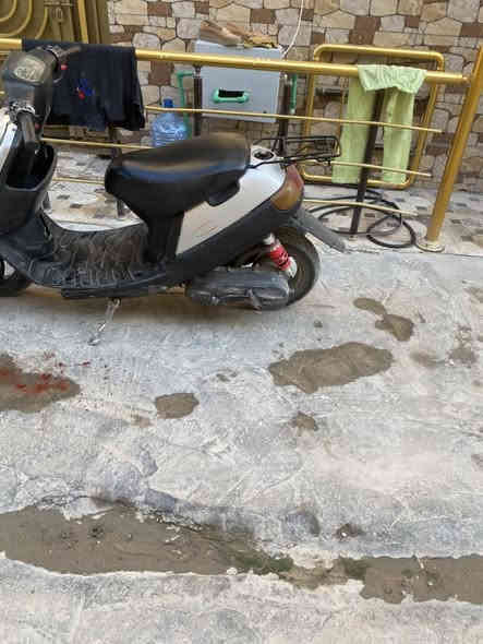 سلام عليكم دراجه اللبيع محرك حلو مكينه ناعمه شلعه معدل حلوه دراجه عارضه 150 وبيه مجال ‭٠٧٧١ ٩٦٦ ٠٧١٦‬
