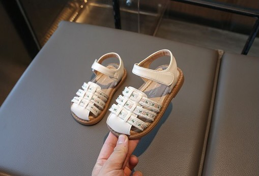 مراح نكتب شي… الجمال وحده يتكلم ✨
موديل أنيق وجميل جداً للبنوتات
متوفر بقياسات 22 – 34
راحة وخفة وأناقة بنفس الوقت 👧👟

العنوان: واسط – الكوت – شارع الأطباء قرب د. علي ياسر وقرب اكسسوارات فدشي 2
متوفر توصيل لجميع محافظات العراق 🇮🇶🇮🇶


**إذا كنت صاحب هذا الإعلان وتريد حذفه لأي سبب، رجاءا أرسل رسالة إلى الدعم الفني**