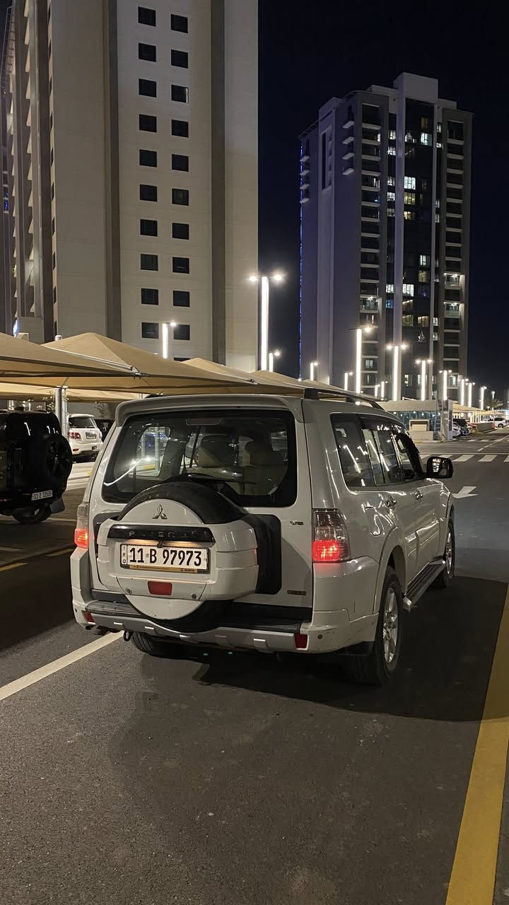 السلام عليكم باجيرو 2010 حبتور فول رقم بغداد الدولي بأسمي تحويل ثاني يوم هزة جديدة كير مكينة خير من الله مكينة 3500 المرغوب السيارة مكفولة من الصبغ بيها بارد بسيط بل جاملغ الايمن فول مواصفات دمام فتحة تبريد مركزي 3  قطع ثلاجة كشنات كهرباء شاشة اندرويد كامرة خلفية 7 راكب فول تحكم استيرن كروز سرعةالسعر 140  وبيها مجال بسيط مكاني بغداد
 ***********
