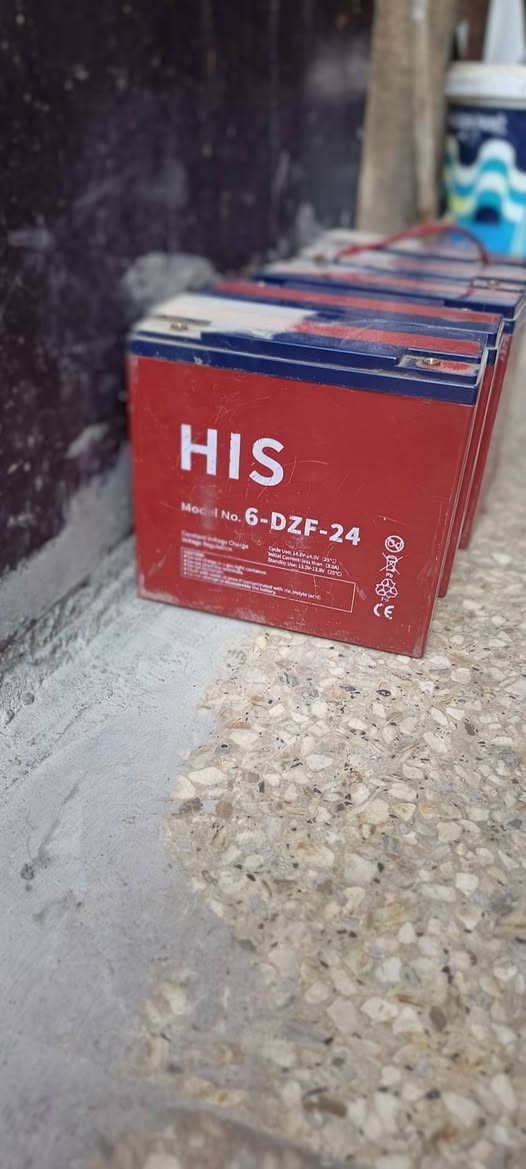 السلام عليكم دراجة شحن حجم 14 خمسة بطاريات للبيع
السعر : 50 الف 

السبب / بطارياتها الـ٥ منتهيات

واتساب / ***********
