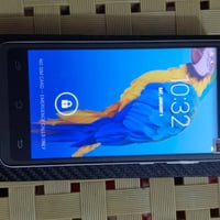 جديد • شاحن وهدفون • خطين