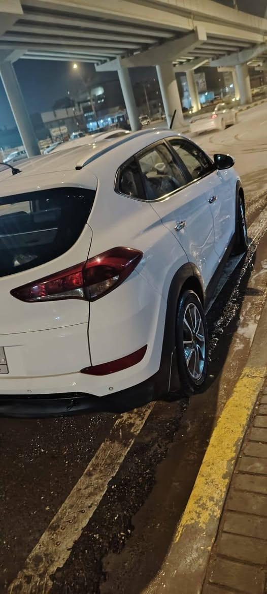 🚗 للبيع — توسان 2018 خليجي 🇰🇷
✔️ حساسات خلفية

✔️ سيارة نظيفة جداً، استخدام شخصي

✔️تبريد قطعتين

✔️دخل جلد

✔️ رقم بغداد بأسمي مداور ثاني يوم

✔️مري شفط 

✔️كرسي كهربائي

السعر180 وبيه مجال

السيارة بحالة ممتازة وجاهزة للاستخدام بدون أي مشاكل

تخم تاير جديد ادامه كامله داخل وخارج للسياره حداديه جديده

📍 الموقع: بابل

💬 للاستفسار 

الاتصال على الرقم ***********
