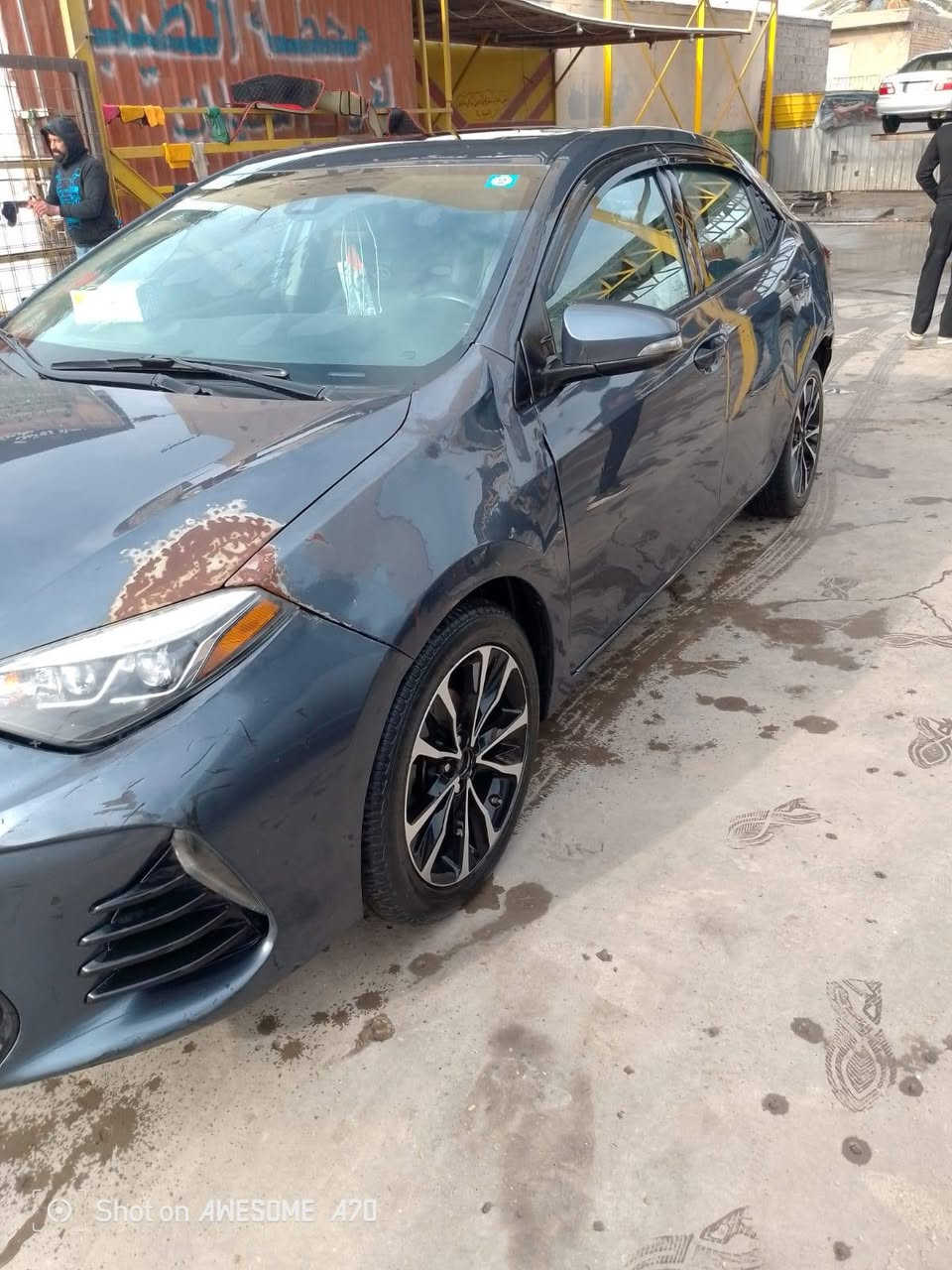 سلام وعليكم كورلا موديل 18مواصفات xseيعني فول ماشيه 200كيلو حادث امريكا موضح بالصورة وبيه طخه بالجاملغ ايضا موضح بالصورة رقم بغداد بااسمي رقم جديد سنويه لغاية 2030السعر 150وبيه مجال بسيط للاستفسار الاتصال على الرقم ***********   ***********
