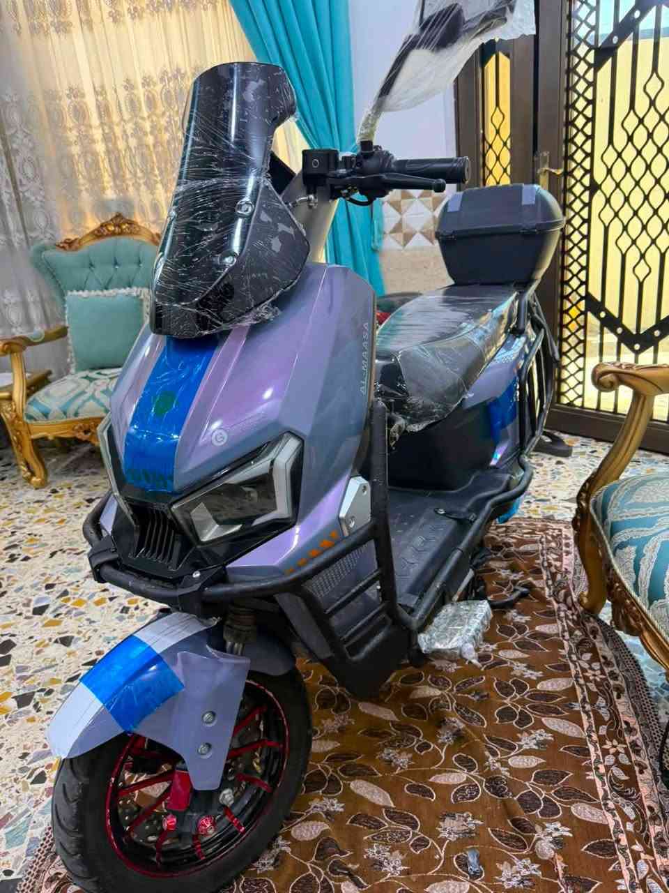 السلام عليكم ماطور شحن صاعقه شركه الماسه💎 للبيع مستعمل  قليل بعده جديد شخط مابي ٦ بطاريات وين ماتريد افحص موديل ٢٦ فول موصفات ٤ سرع سرعته  ال ١٣٠ نضام بك رجوع إلى الخلف مثبت سرعة بلاتوث بي دبل إشاره اشاير هورن كله شغال اي نقص مابي ماطور بعده زيرو وين مايعجبك افحصه شاحنته ام العداد يفول شحن هيه تفصل سعره الماطور 850 بي مجال عنوان رمادي تاميم قادسيه الاولى اتصال على رقم ***********
