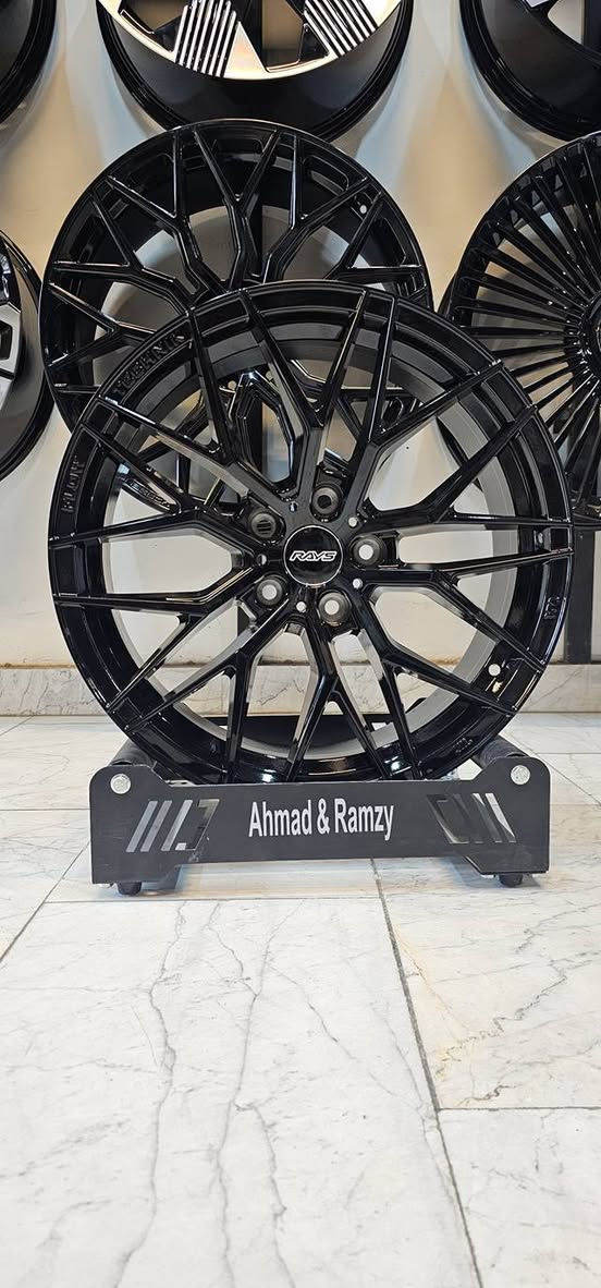 السلام عليكم 
ويلات حجم 18 و 19 
يرهمن جارجر و جالنجر 
جديده تايوان 
احمد و رمزي شارع فلسطين 
***********
