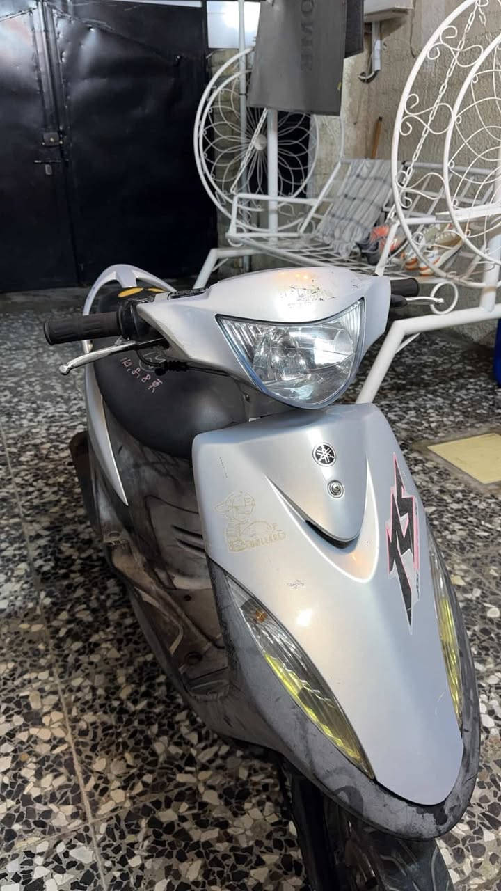 ماكس عدله
سلام عليكم ماكس عدله لون رصاصي صارلها شهر ونص نازله من الرمبه الدراجه كلها بلاديه مكينه ممفتوحه وملحه ودراجه حلوة ومال جنايه اوراقها موجوده سعرها ٨٥٠ وبيها مجال قليل للشراي مكاني بغداد الكريعات رقمي ***********
