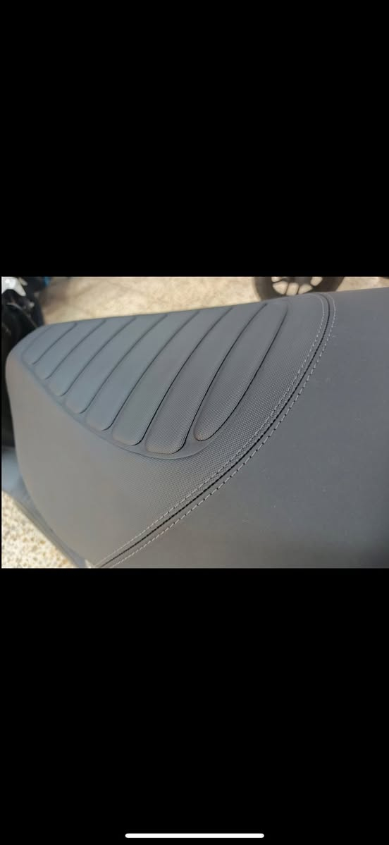 دراجه شحن ليما استعمال أسبوعين ماشيه 99 كيلو فقط زيرو بعدها  6 بطاريات عاكسه جرافين ملف 2000 حقيقي تاير حجم 12 بريكات هيدروليك تقطع مسافه 60 كيلو حقيقي 3 سرع السرعه القصوى 75 دبل سويج ودبل بصمه نضام بك تحمل نفرين مكاني بغداد حي القاهره الضباط ***********
