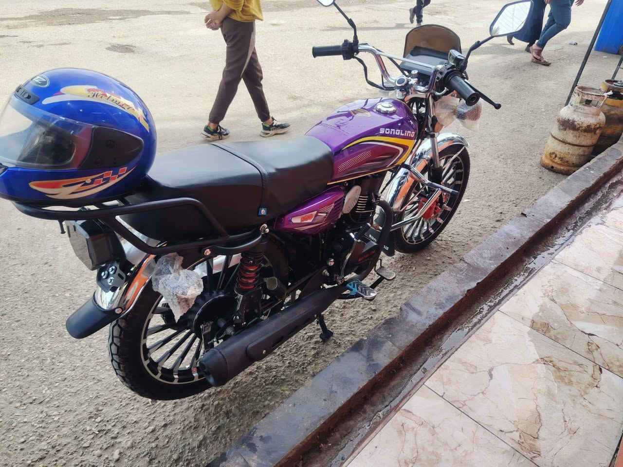 للبيع او مراوس على هيوشه 25/ ايراني 2026 ماشي قليل بعده جديد محرك 200 نعومه ونشاط فول ✈️🔥بصمه تشغيل عن بعد موطور فول مكان حديثه سعره 975 وبي مجال للشراي استفسار ***********
