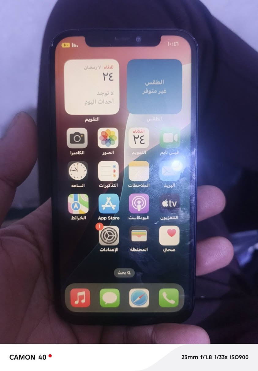 2 عادي ذاكره 128 كله شغال بس الفيس اي دي واقف و بي فطر بالشاشه والظهر مفطرر 175 وبي مجال ***********
