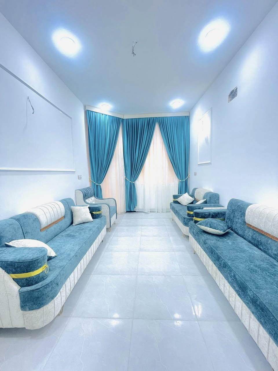 سلام 🙋‍♂️
#دار_مساحه_130 _م مربعه

مؤثث ويباع مع الأثاث 
السطح مطبك شتايكر 
المشتري يجيب غراضه ويكعد جاهز 

طابو زراعي سند ٢٥ صرف

النجف #ملحق ميسان خلف سكله الكرعاوي 
السعر  رد تلقائي
بناء ممتاز 
بناء ممتاز 

درجه اولى ) 
 ***********
