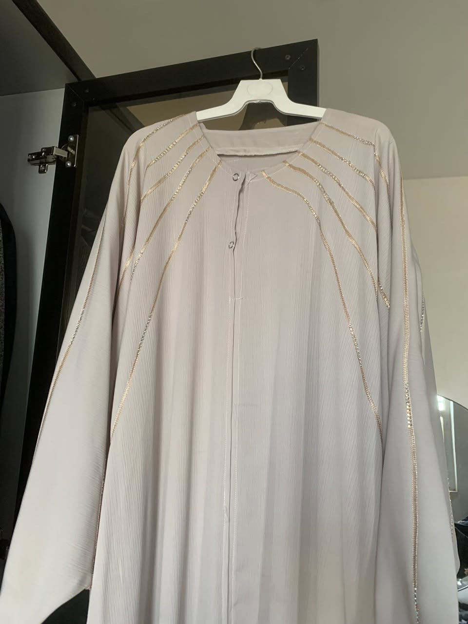 بشت مسدود طويل جديد للبيع ب٢٠


**إذا كنت صاحب هذا الإعلان وتريد حذفه لأي سبب، رجاءا أرسل رسالة إلى الدعم الفني**