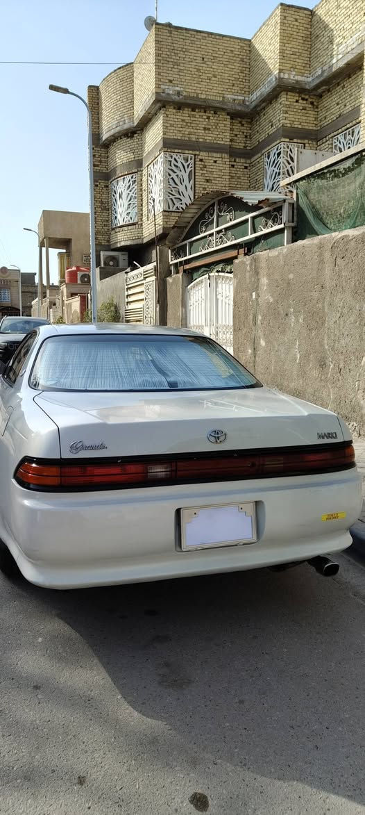 سلام عليكم تيووتا مارك مديل 1997 لون لولوي مكفوله من لكص ونقل لجثه ولعيب شرعي بيها مكانات صبغ قليل جدا تخم تاير حداده 95 بلميه دواخل جديده مكينه وكير 2500 بلكارتون وراعيها بزبير.  العنوان الزبير حي الخطوه شارع لمحكمه جديده رقم لهاتف *********** ورجاء مامتواجد ع لواتس اب لعدم رد.      سعر 67
