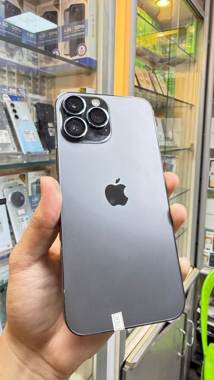 ايفون ١٣ برو ماكس ذاكره ٢٥٦ بطاريه ٨٧ بلاديه الجهاز نظيف مابي شخط نظافه ميه بالميه مكفول لا داخل صيانه ولا مرفوع وين ما تحب افحص 
مكاني /ذي قار / قضاء الفجر
للتواصل/***********
