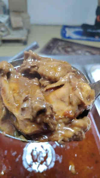 السلام عليكم 
شيف عام إدارة وتنفيذ مع كادر جوكر
متكامل جميع القسام طبخ لجميع الجنسيات بكستاني الهندي الصيني الكوري خبره في مجال 10 سنوات تنفيذ شركات نفط وشركات كهرباء مطاعم ومقاهي و فنادق خبره إدارة القسام وجوده
 الطعام تنظيم المواد وعدم الهدر نظام متكامل للطباق وسستم المبيعات وترويج العمل بنظام العقد بين الاكادر  مع طرف الثاني التزام بل عقد ستمراريه الجوده ومواصله طيله فتره العقد  العمل في مطاعم داخل بغداد وشركات خارج بغداد ومحافظات سابقا
***********
***********
