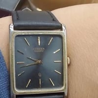 ساعات للبيع • كل ساعة وسعرها • إشارة