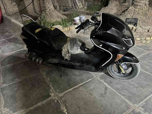 السلام عليكم// للبيع

فورزة 09 كرستال دراجة خير من الله 

عوزهه بس دوشمة كشن 

دراجة مداريهه على ايدي بنزين كلة محسن 

دهن #امزويل الاصلي 

سعر وتفاصيل 👈🏻 ***********@إشارة
