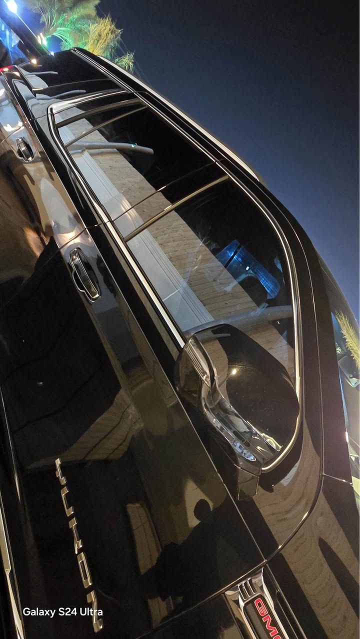 GMC yukon elevation 2025 
جيمسي يوكن إيليفيشن خليجي 
موديل 2025
فول مواصفات عدا الفتحة 
كلين تايتل مكفولة من الشخط والرصعة والحالوب والضرر
⭐️ماشية 5000 الف كيلو متر فقط⭐️
لون اسود مغلفة PPF 
بيها كتاب تضليل من المرور
هزة سنوية مرقم كامل
عنوان السيارة اربيل (صناعة اربيل)
بيع او مراوس فقط مع لاندكروز 2024 VX فقط ومكفولة
للإستفسار 
*********** / واتساب  
*********** / واتساب 
لعرض وبيع السيارات يرجى التواصل على الواتساب على الارقام المعروضة اعلاه موصل, نينوى
