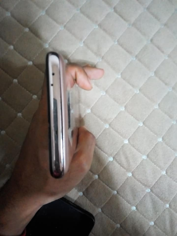 بوكو x3 برو ذاكره 256 معالج سناب دراكون الجهاز فجأه طفه ماعرف شبي جهاز شاصي نضيف كاميرات نضيفه ابيع فحم يعني ماعرف شنو عطله الجهاز للبيع قفله 75 الف


**إذا كنت صاحب هذا الإعلان وتريد حذفه لأي سبب، رجاءا أرسل رسالة إلى الدعم الفني**