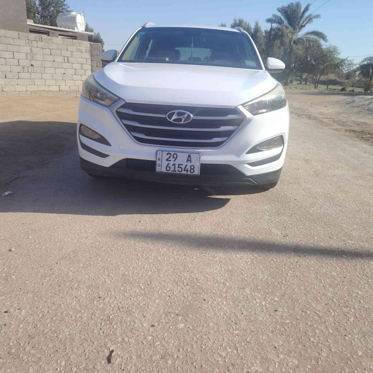 السلام عليكم اخوان توسان توسان 2018 وارد امريكي اكلين مقفوله من ضربه وصبغ رقم واسط انجليزي مكان السياره بابل كفل ***********
