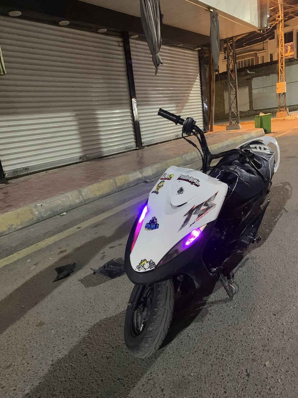 سلام عليكم ماكس للبيع  دراجه كلها شغاله هندر صلف كهربائيات كله شغاله الدراجه كلشي مبدل بيها جديد ضفيره وكابريته وكلجات شلعه ومعدل السعر ٥٠٠وبيها مجال لعنوان فلوجه


**إذا كنت صاحب هذا الإعلان وتريد حذفه لأي سبب، رجاءا أرسل رسالة إلى الدعم الفني**