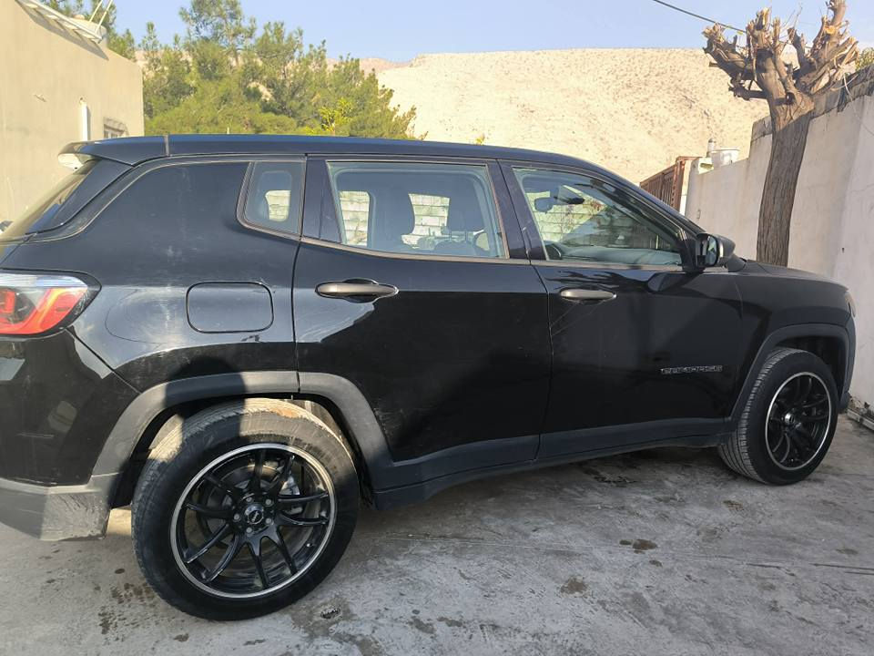 جێیب کۆمباس2018
گير و مكينه به شه رت گير تؤماتيك 
رقم و سه نه وي نويه تاكو و 2029
تحويل غرامه به شه رت 
سبوغ له دوو پارچه هه يه بي داخلي بي ئيرباگ ته قين 
سعري 122$ و معامله 
بؤ زانياري زياتر په يوه ندي به م ژماره وه بكه.*********** شقلاوة, أربيل
