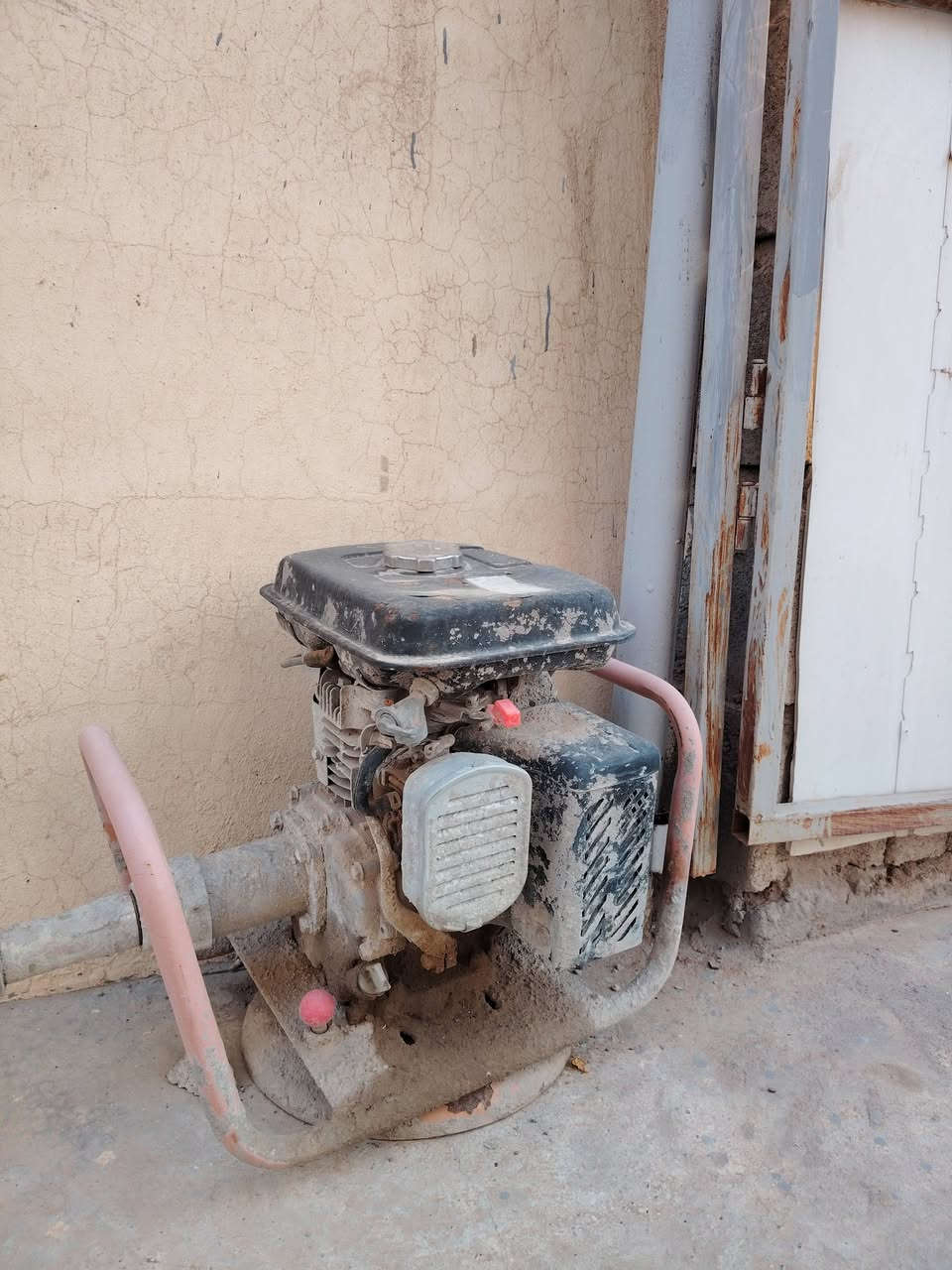 السلام عليكم ورحمة الله وبركاتة هزاز مال صبات يفيد العماله
***********
