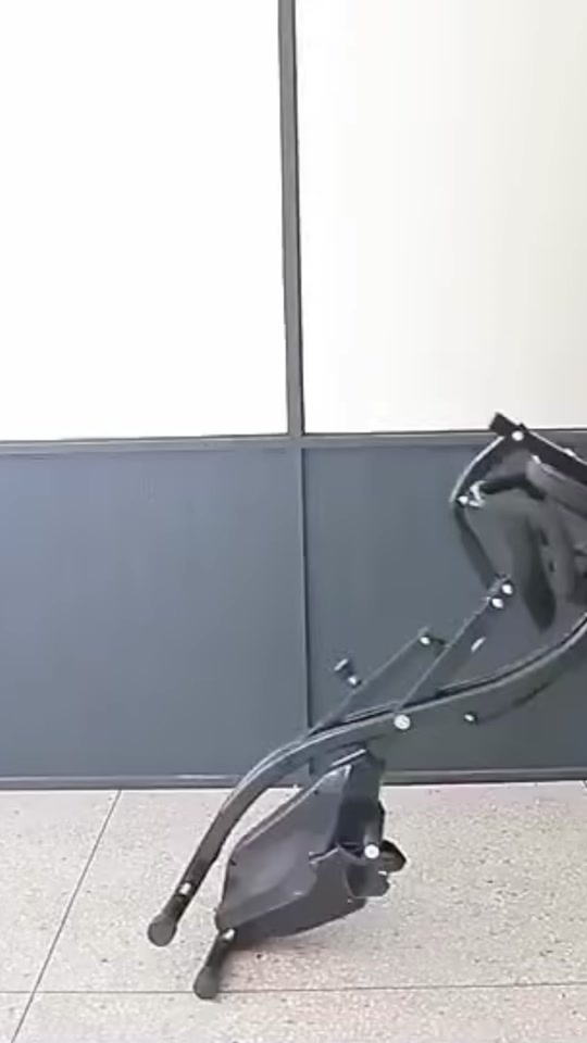🚴‍♂️🔥 بايسكل تمارين قابل للطي – رياضة من البيت بكل راحة! حافظ على لياقتك وخليك نشيط بدون الحاجة للذهاب إلى النادي 💪 ✅ تصميم قابل للطي لتوفير المساحة ✅ شاشة رقمية لعرض الوقت، السرعة، المسافة والسعرات الحرارية ✅ مقعد مريح ومسند للظهر لراحة أكبر أثناء التمرين ✅ مستويات مقاومة متعددة تناسب جميع الأعمار ✅ هيكل قوي وثابت لتحمل الاستخدام اليومي ✅ مثالي لحرق الدهون وتحسين اللياقة البدنية 💰 السعر: 200 ألف فقط 🚚 التوصيل مجاني لكل العراق 📲 واتساب: *********** اطلبه الآن وابدأ رحلتك نحو صحة ولياقة أفضل! 🔥💯
