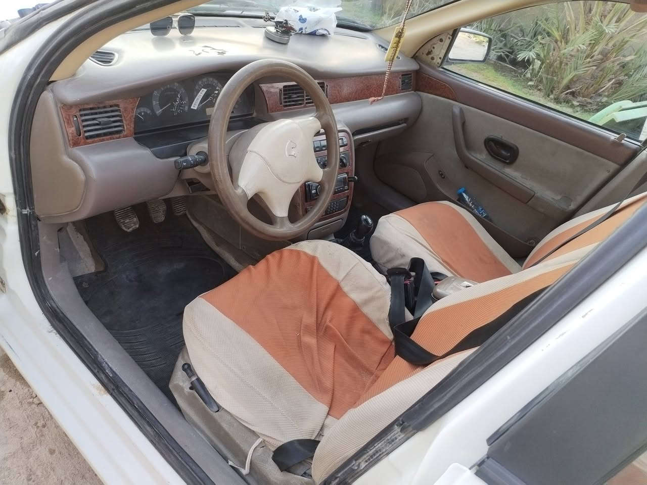 السلام عليكم من رخصة الادمن.
سمند 2013 رقم بصرة بأسمي تبريد تدفئه حداديه والنظافة شوفة عينك السعر 38 الي يحب يتصل ***********
