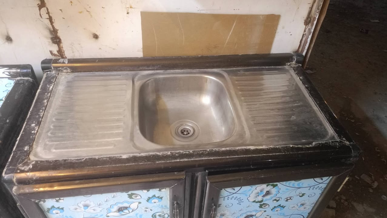 مستخدم العنوان الحرية ***********
