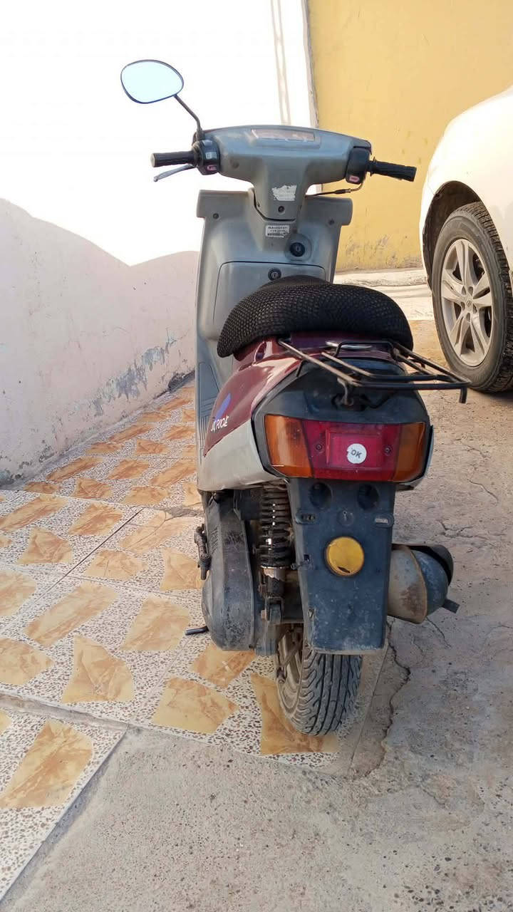 للبيع بزون او مراوس فقط سرعه 100كلها شرط انطيك محرك شاصي وايرمنيه شرط محرك برغي ما مفتوح السعر425بي مجال للتواصل***********يوجد واتساب

