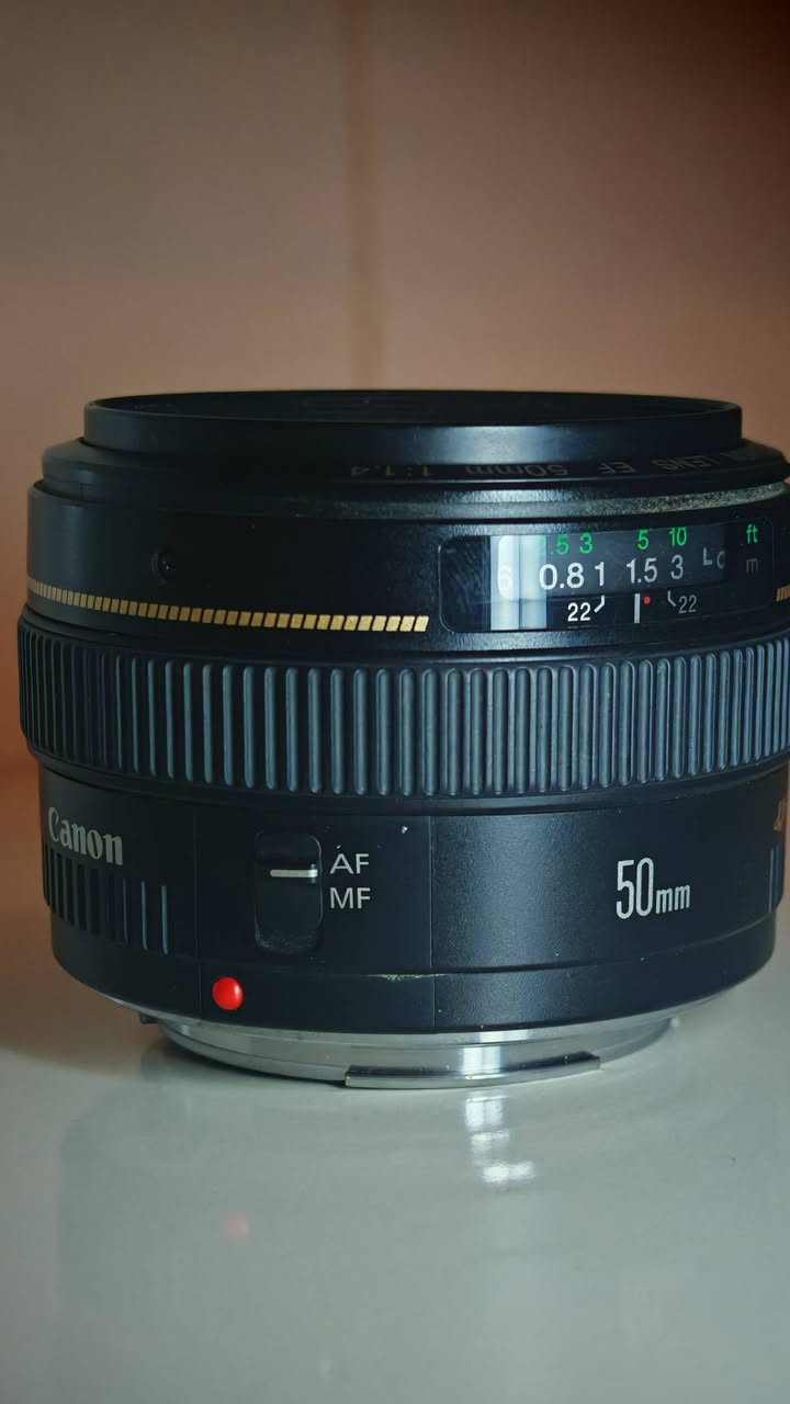 سلام عليكم
عدسة كانون EF 50mm للبيع
فتحة العدسة 1.4
عدسة مميزة بالعزل ومعروفة التفاصيل
استعمال نظيف جدا


**إذا كنت صاحب هذا الإعلان وتريد حذفه لأي سبب، رجاءا أرسل رسالة إلى الدعم الفني**