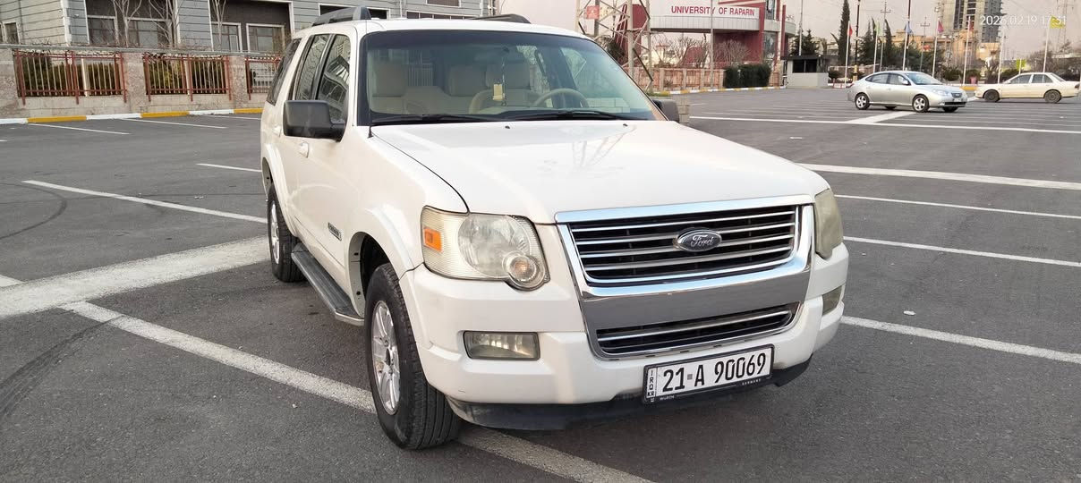 Ford explore 2008 XLT فۆرد ئێکسپلۆرە
شەش پستۆنی مەکینە 4000
دەبڵ ئەکسل 4x4
شەریکەی نیڤا
سپی بەفری و ناو زەرد 
دەعامی بۆ دەعامی بێ لێدران و دەعم

حاسەی پشتەوە
چوار تایەی نوێی لەژێرە
بەرگە کوشن و گاعی تازە
تازە سێرڤسی کامل کراوە
گێر و مەکینە و کارەبایی بەشەرت
ڕەقەم سلێمانی و سەنەوی بەناوی خۆمانە
بە شەرتی غەرامە و بەناوکردن
نرخی 109 وەرەقە و مەجال

ژمارەی مۆبایل: 
*********** رانية, السليمانية
