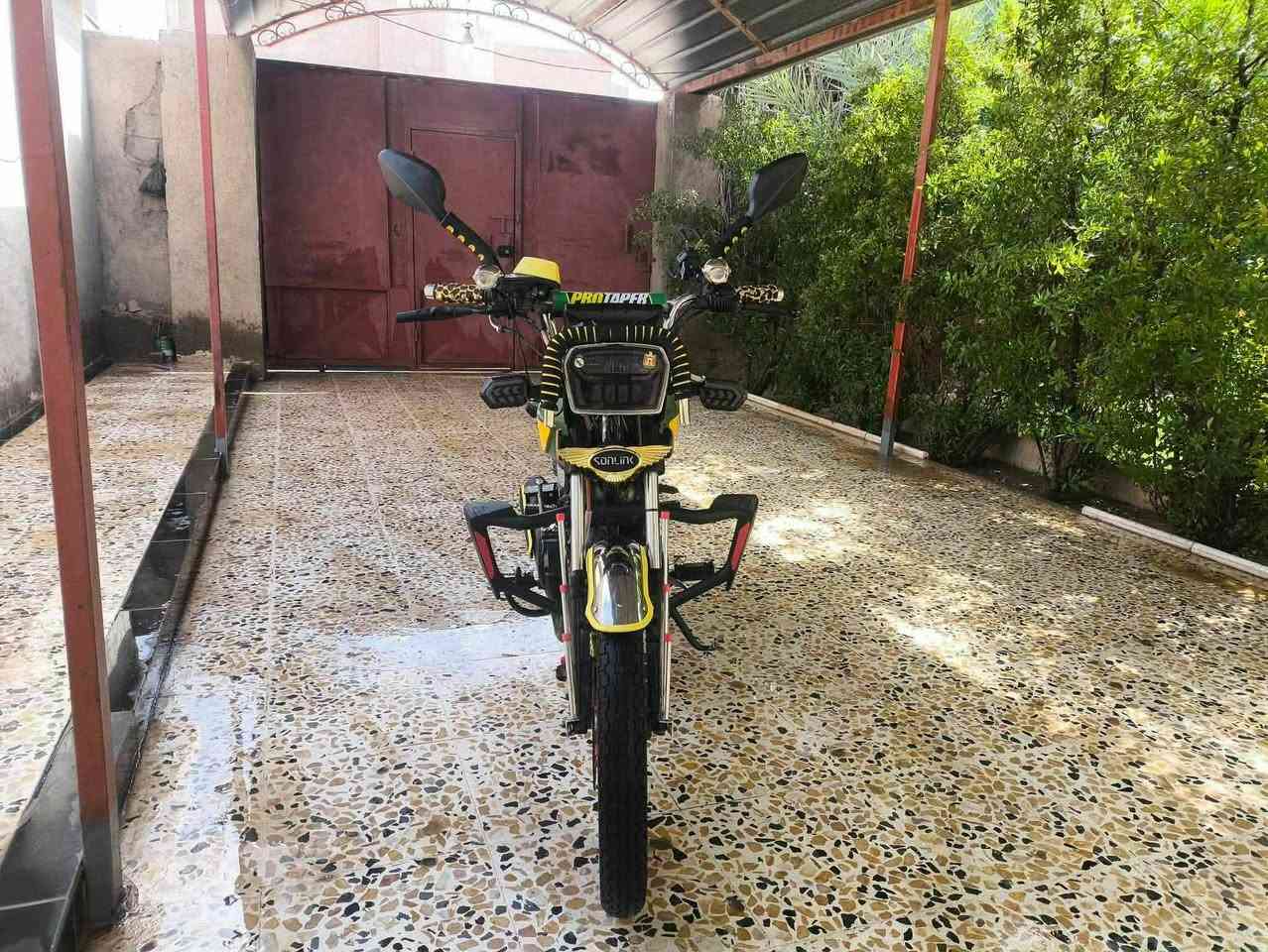 السلام عليكم دراجة 25 للبيع وترهم مراوس مكاني القائم حصيبة ***********
