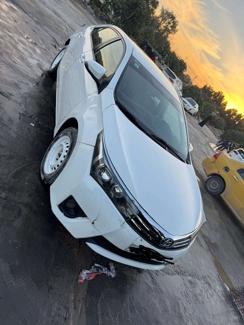 كورلا2015 رقم ميسان بأسمي بيه ٣ قطع بنيد وجاملغ وجاملغ خلفي صبغ بدون تبديل سعر١٢١ مكاني نجف حداديه تبريد تدفئه محرك كير مكفول تخم تاير جديد سياره جاهزه من كلشي 
***********
