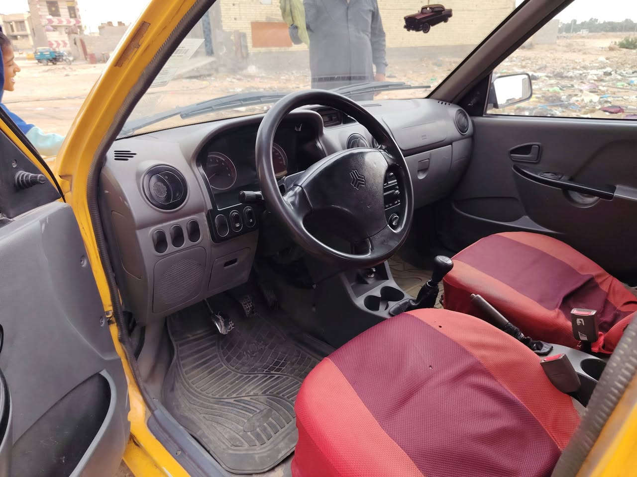 سلام عليكم ورحمة وبركاته للبيع سياره سايبه موديل 18كفاله عامه سياره حلوه مصفره هيه  جهزه مكينه وكير تبريد كله شقال كهربيات كله شقال جهزه مكان كربله بسعر 45 وبيه مجال قليل حك جيه ***********
