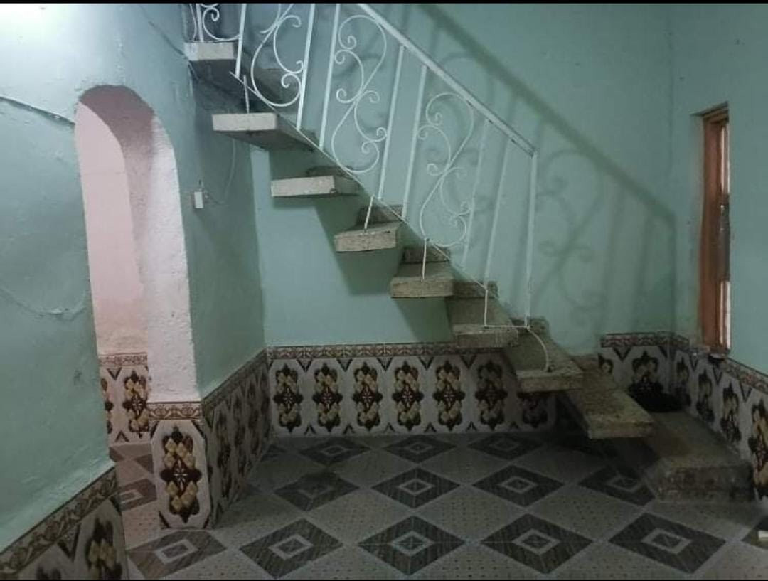 بيت للبيع مساحه 83متر الشرقيه منطقه السيف فرع مدرسه الكرامه للاستفسار مراسلتنه او الاتصال 
واتساب فقط
***********

السعر في الخاص
