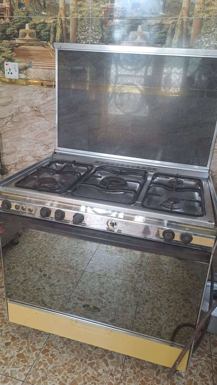 طعام ٦ كراسي ١٥٠ بي مجال كنتور ١٧٥ بي مجال طباخ ١٥٠ مكاني تاجي


**إذا كنت صاحب هذا الإعلان وتريد حذفه لأي سبب، رجاءا أرسل رسالة إلى الدعم الفني**