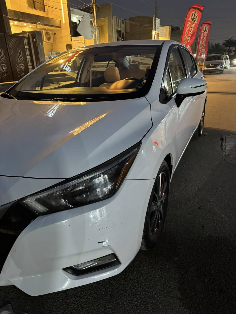 سلام عليكم نيسان سني موديل2020 مكفوله كفاله عامه سعر12500من الاخيرماشيه 60 الف عنواني بغداد السيديه***********
