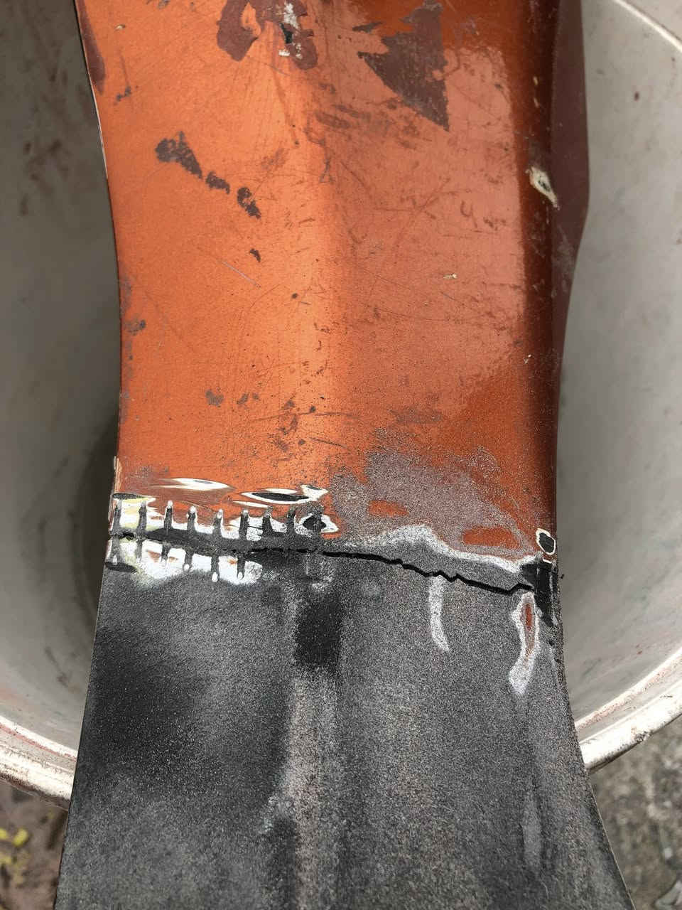 بسمه تعالى.  ماجسته تصليح وتغيير لون
ذي قار محلة الشموخ قرب مجمع ابو لانا 
***********
