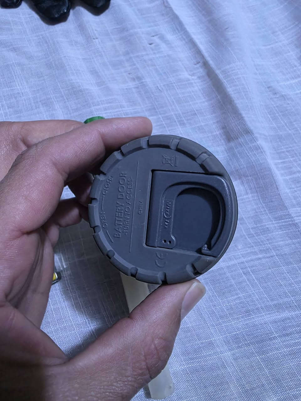 سلام عليكم شباب تجهيزات امريكي اصلي للبيع العنوان بغداد للاستفسارالرقم ***********
