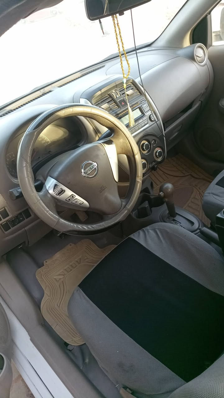 سلام عليكم نيسان صني هندي بليته الزركه  مديل 2015. قادسيه. مشروع. وطني.       

بيه صبغات البيع. حزام. وبيه. طكه بل. جاملغ وره.  مابيه داخل. مو قويه      كير.  محرك.  كهرباء حساسات. كله.  شغاله   تصال ***********    السعر 75
